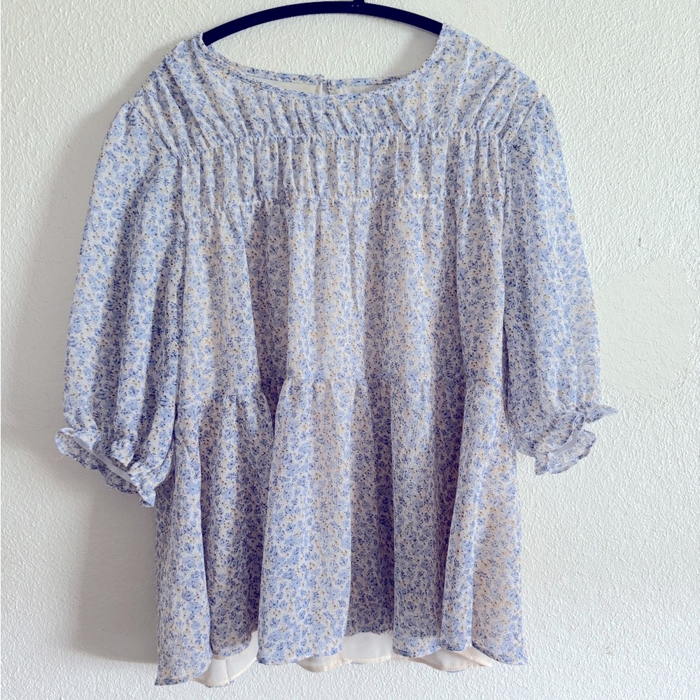 MELLODAY Blue and Cream Floral Blouse